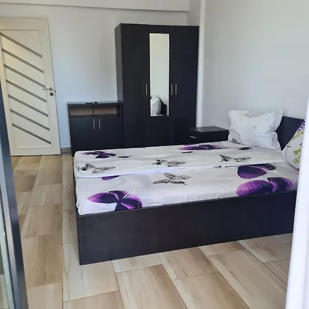 Mamaia Nord Apartment *